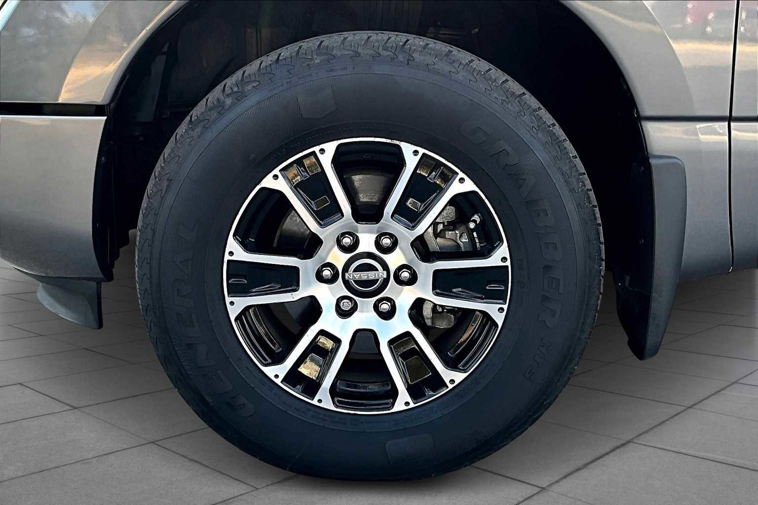 Used 2024 Nissan Titan SV w/ Accessory Utility Package image 19