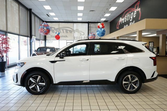 Used 2022 Kia Sorento S image 4
