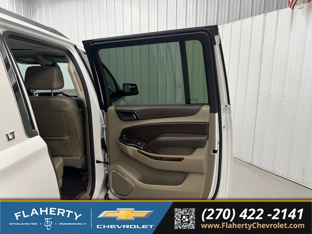 Used 2016 Chevrolet Suburban LT AWD/4WD image 12