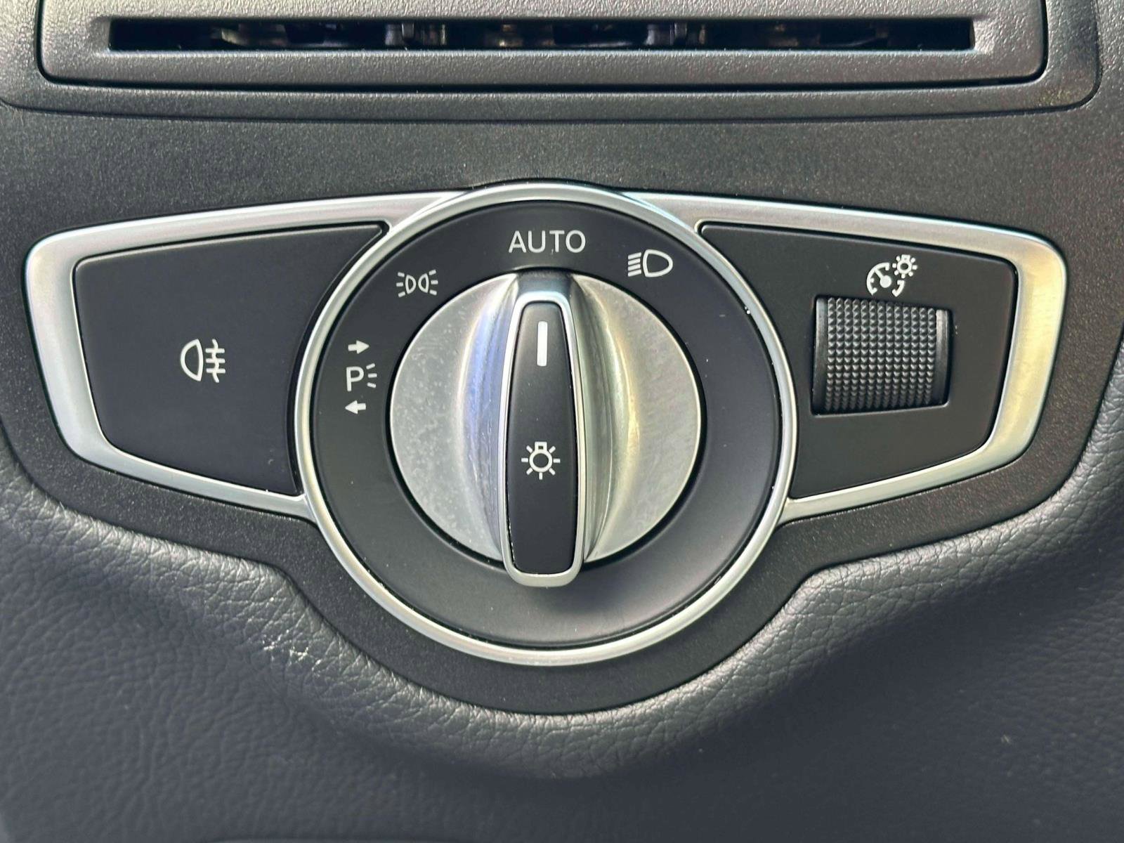 Certified 2022 Mercedes-Benz GLC 300 4MATIC image 20