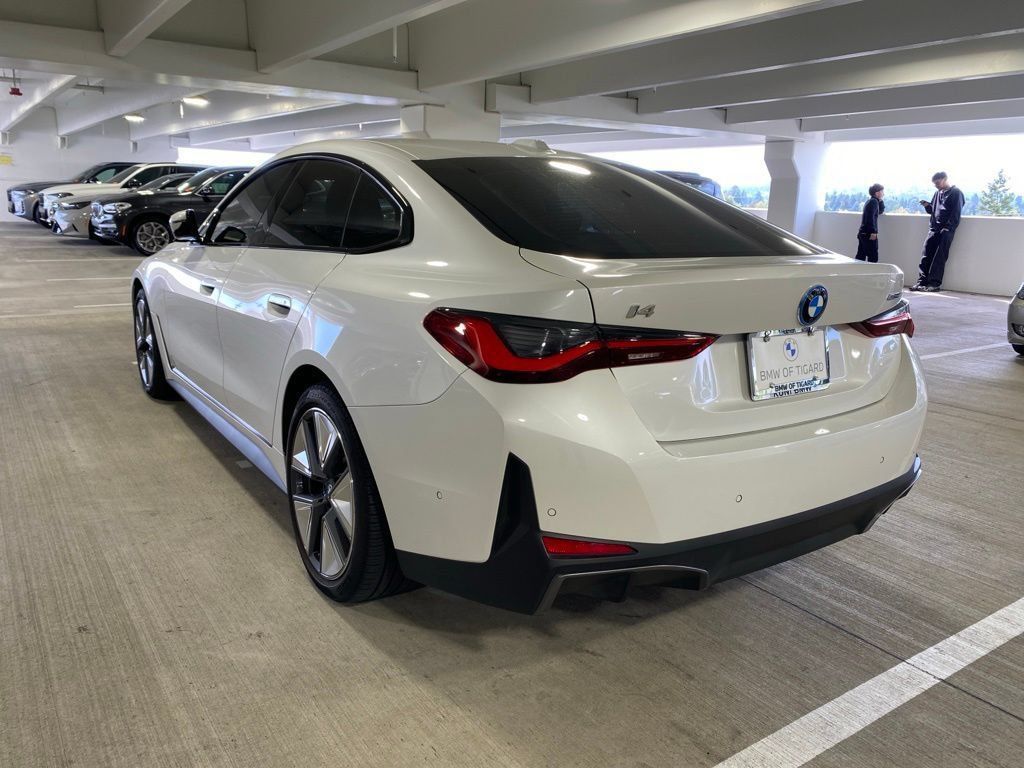 Certified 2023 BMW i4 eDrive40 w/ Premium Package RWD image 4