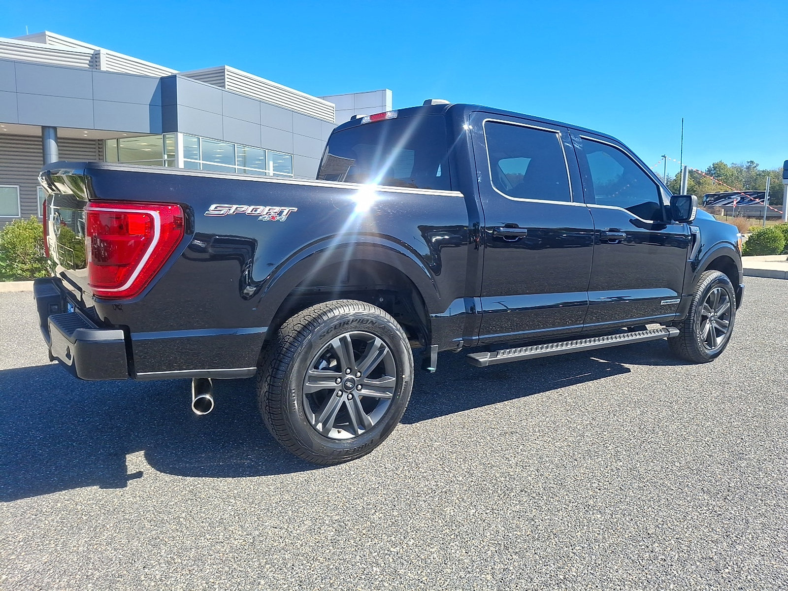 Certified 2023 Ford F150 XLT w/ Equipment Group 302A High image 6