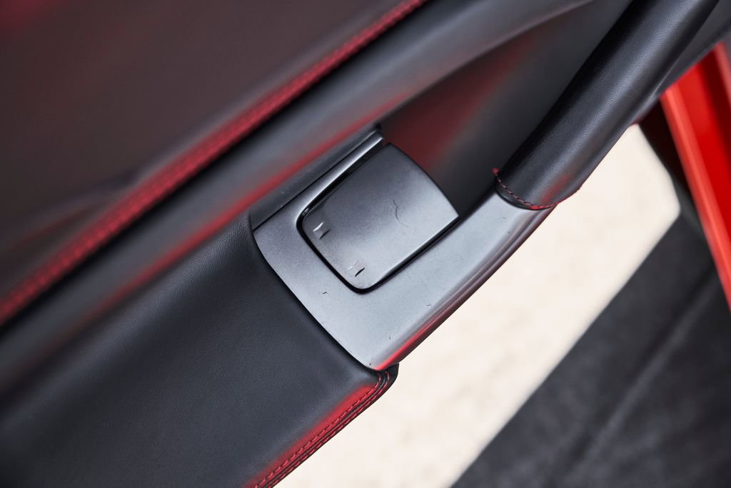 Used 2023 Ferrari F8 Tributo image 35