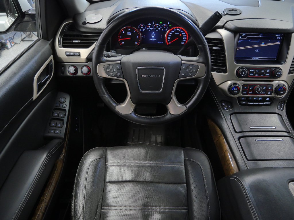 Used 2016 GMC Yukon Denali w/ Open Road Package AWD/4WD image 13