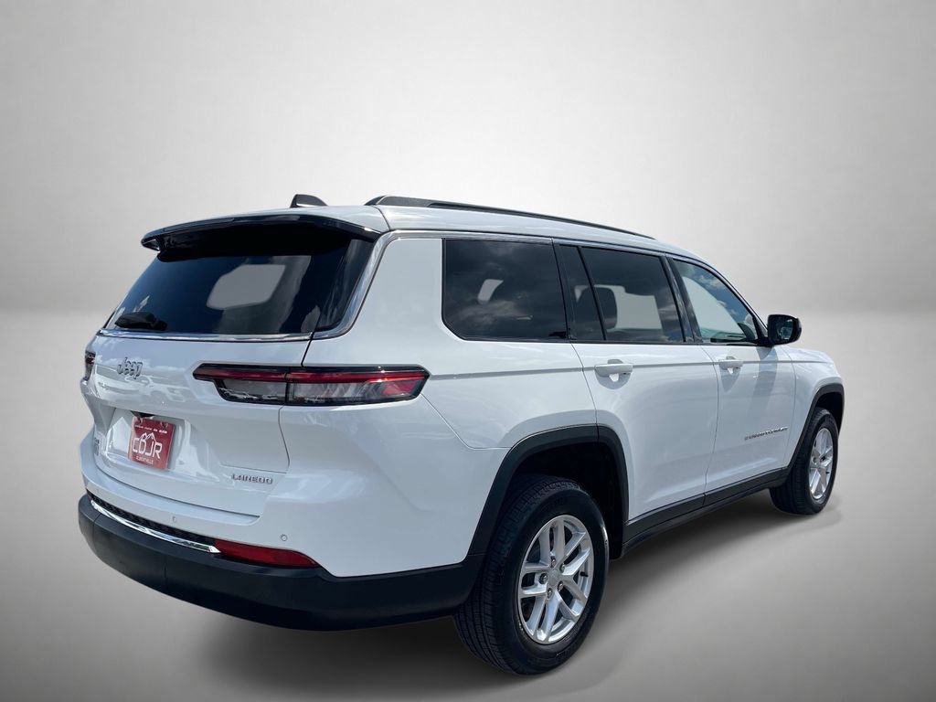 Used 2025 Jeep Grand Cherokee L Laredo w/ Luxury Tech Group I AWD/4WD image 3