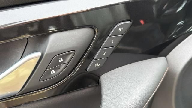 Certified 2022 Chevrolet Blazer Premier w/ Enhanced Convenience Package AWD/4WD image 26