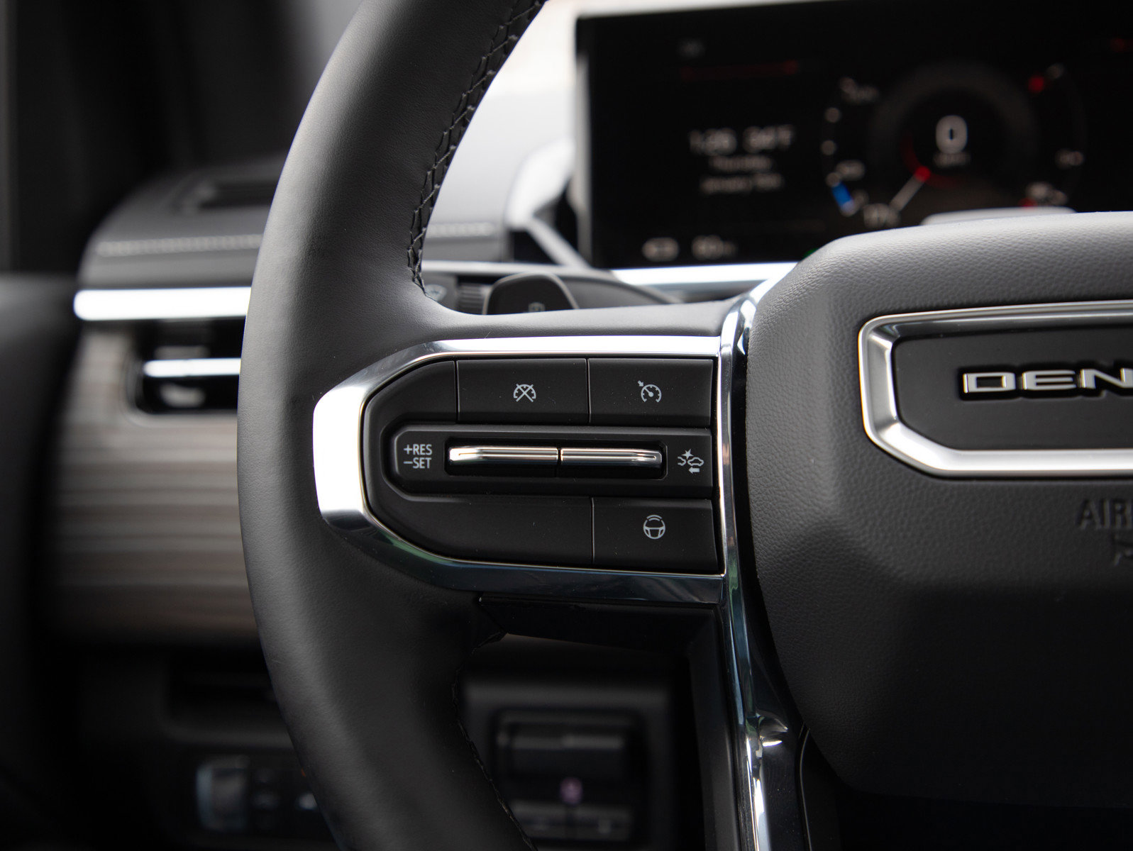 Used 2024 GMC Sierra EV Denali AWD/4WD image 24