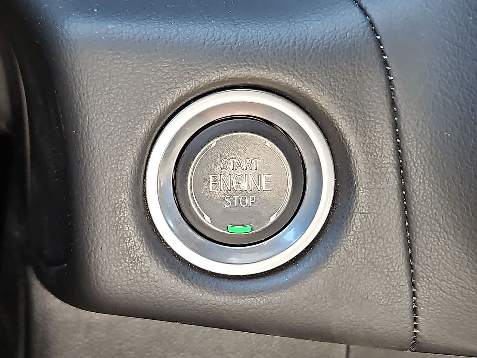 Used 2024 Chevrolet Tahoe LT w/ Luxury Package RWD image 22