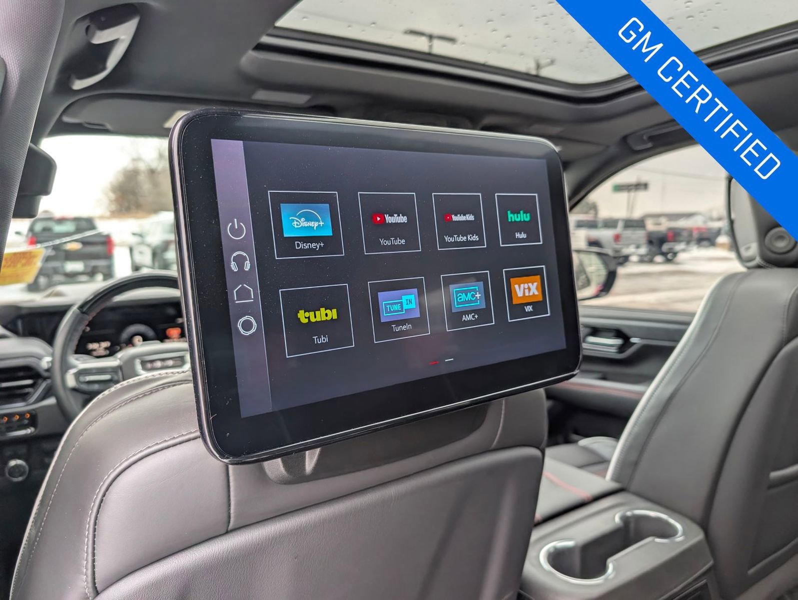 Used 2025 GMC Yukon AT4 Ultimate w/ LPO, Floor Liner Package image 36