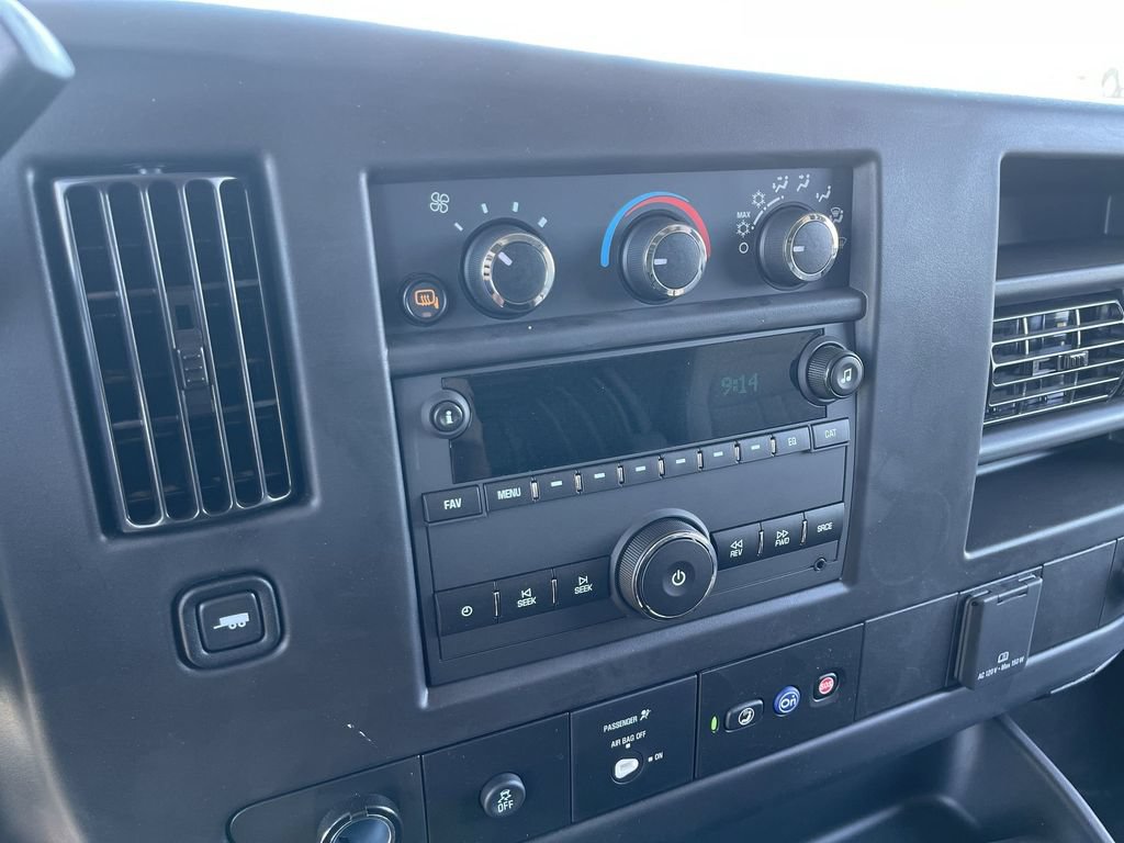 New 2025 GMC Savana 2500 Extended w/ Driver Convenience Package RWD image 13