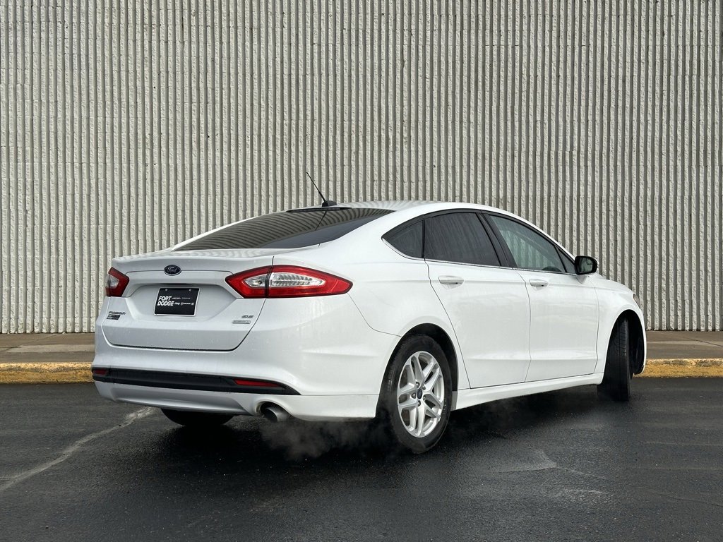 Used 2014 Ford Fusion SE image 5
