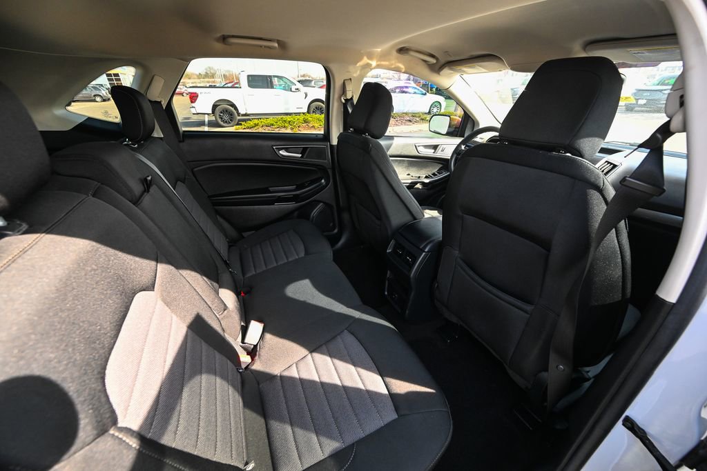 Used 2020 Ford Edge SE AWD/4WD image 26
