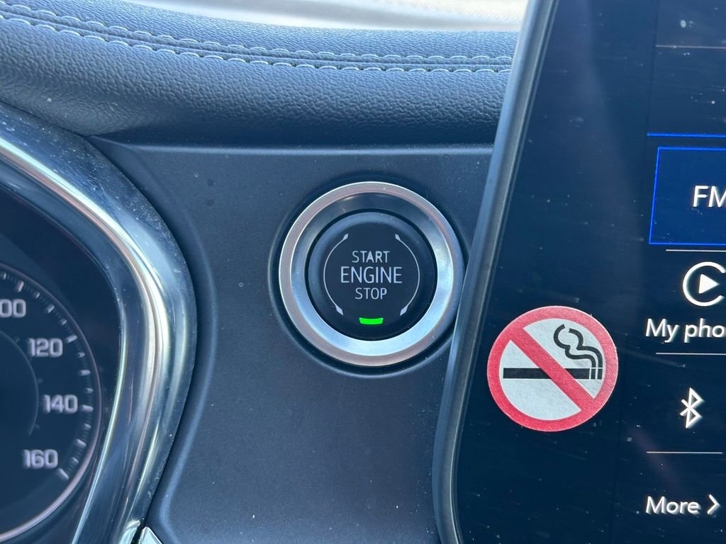 Used 2025 Chevrolet Blazer LT FWD image 30