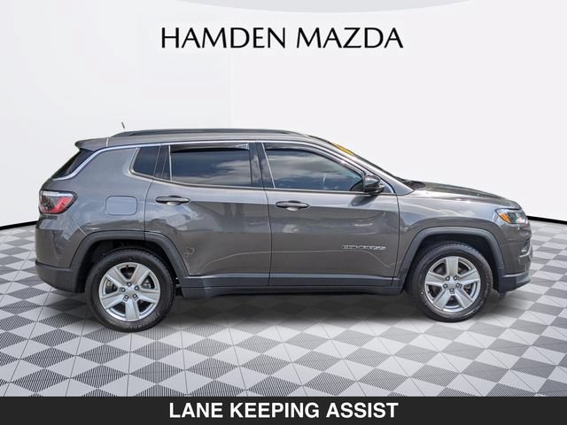 Used 2022 Jeep Compass Latitude FWD image 2