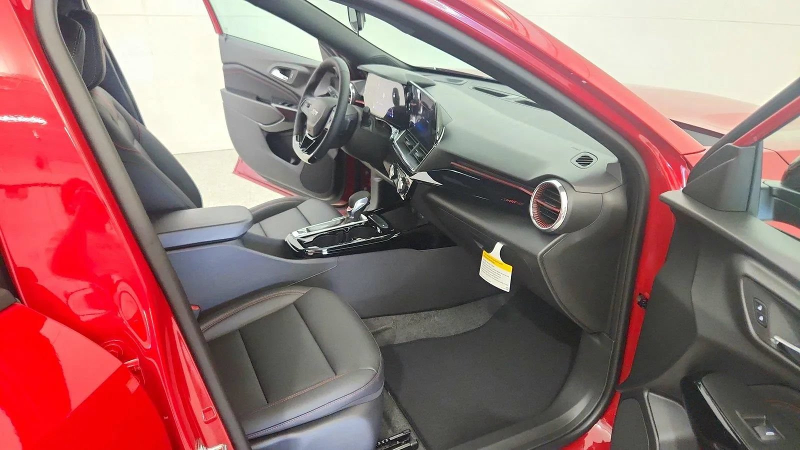 New 2026 Chevrolet Trax RS w/ Driver Confidence Package FWD image 28