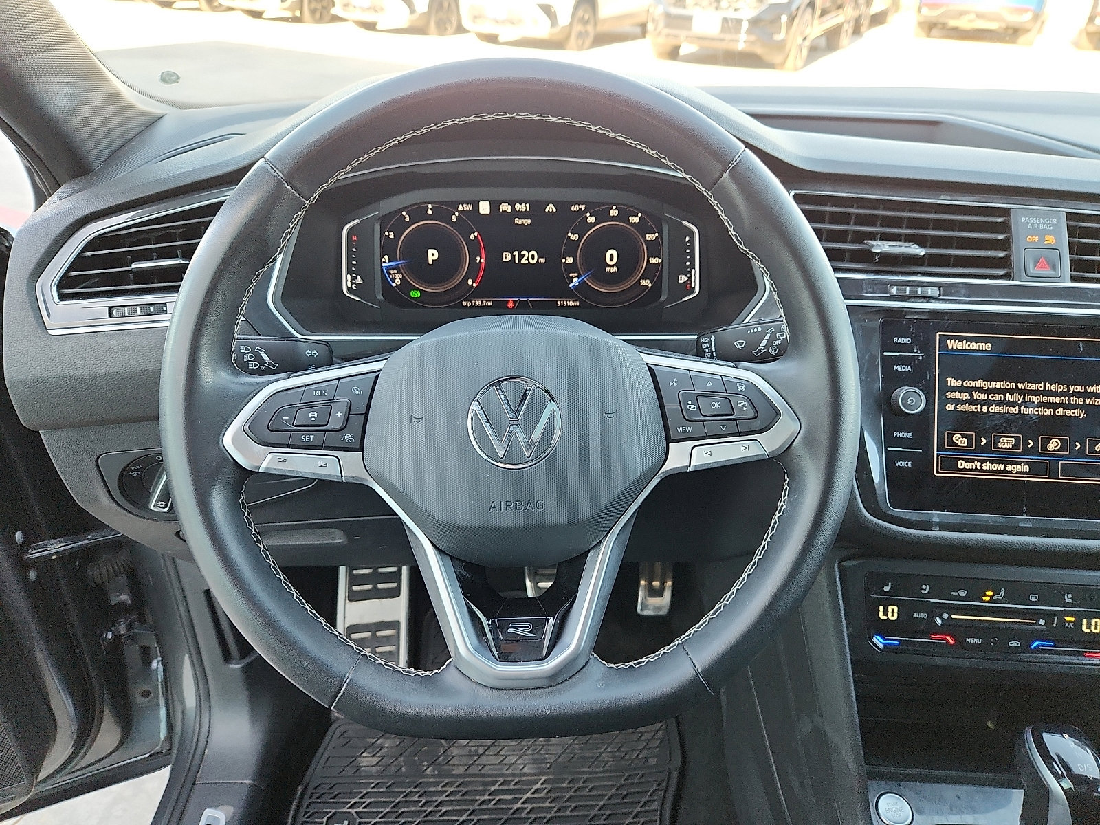 Used 2023 Volkswagen Tiguan SEL R-Line image 16