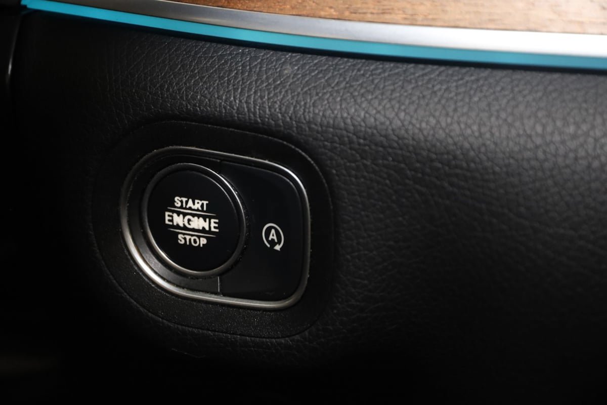 Used 2020 Mercedes-Benz GLS 450 4MATIC image 40