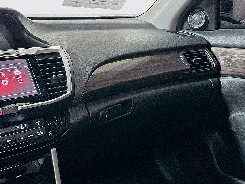 Used 2016 Honda Accord EX image 24