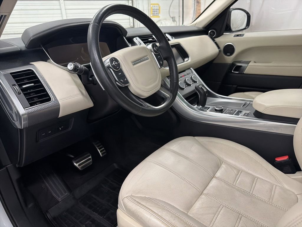 Used 2017 Land Rover Range Rover Sport HSE Dynamic AWD/4WD image 11