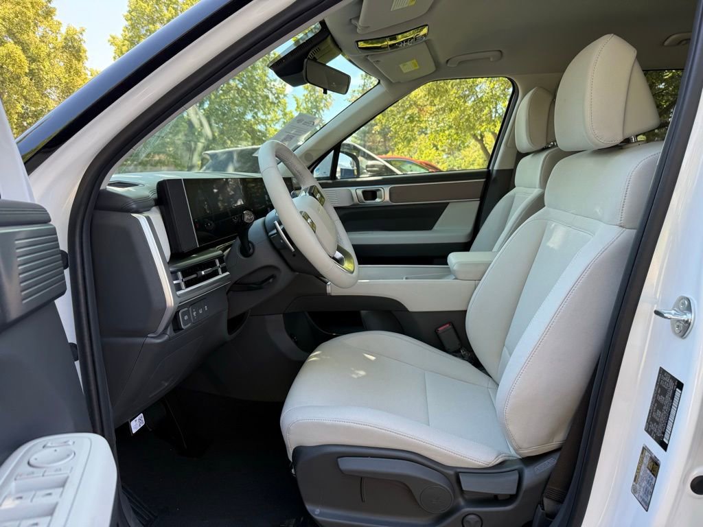 New 2026 Hyundai Santa Fe SE image 11