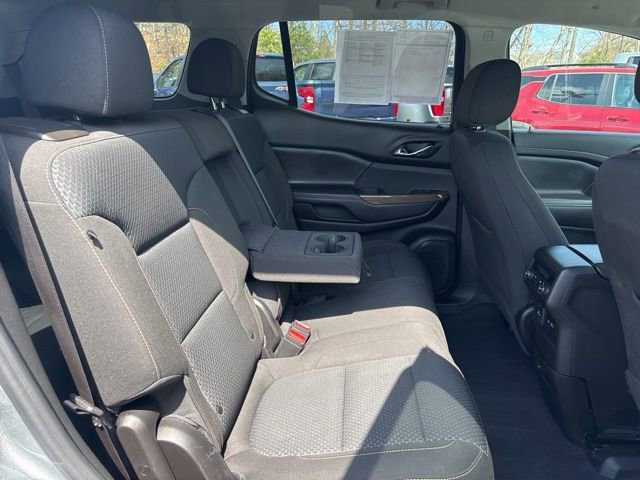 Used 2023 GMC Acadia SLE w/ Driver Convenience Package image 13