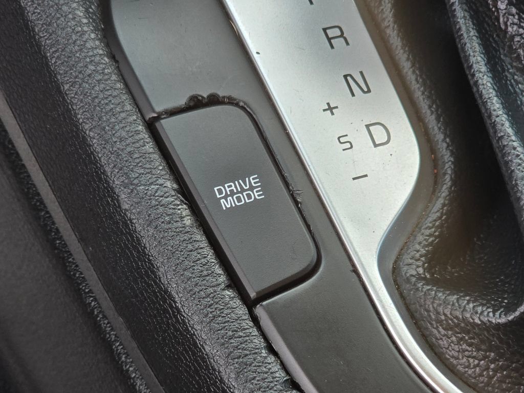 Used 2024 Kia Forte LXS w/ LXS Technology Package FWD image 23