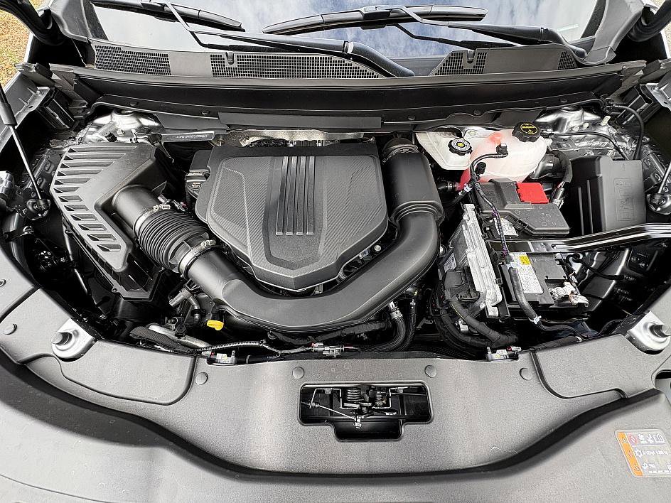 New 2026 Chevrolet Traverse LT w/ Sun and Wheel Package image 24