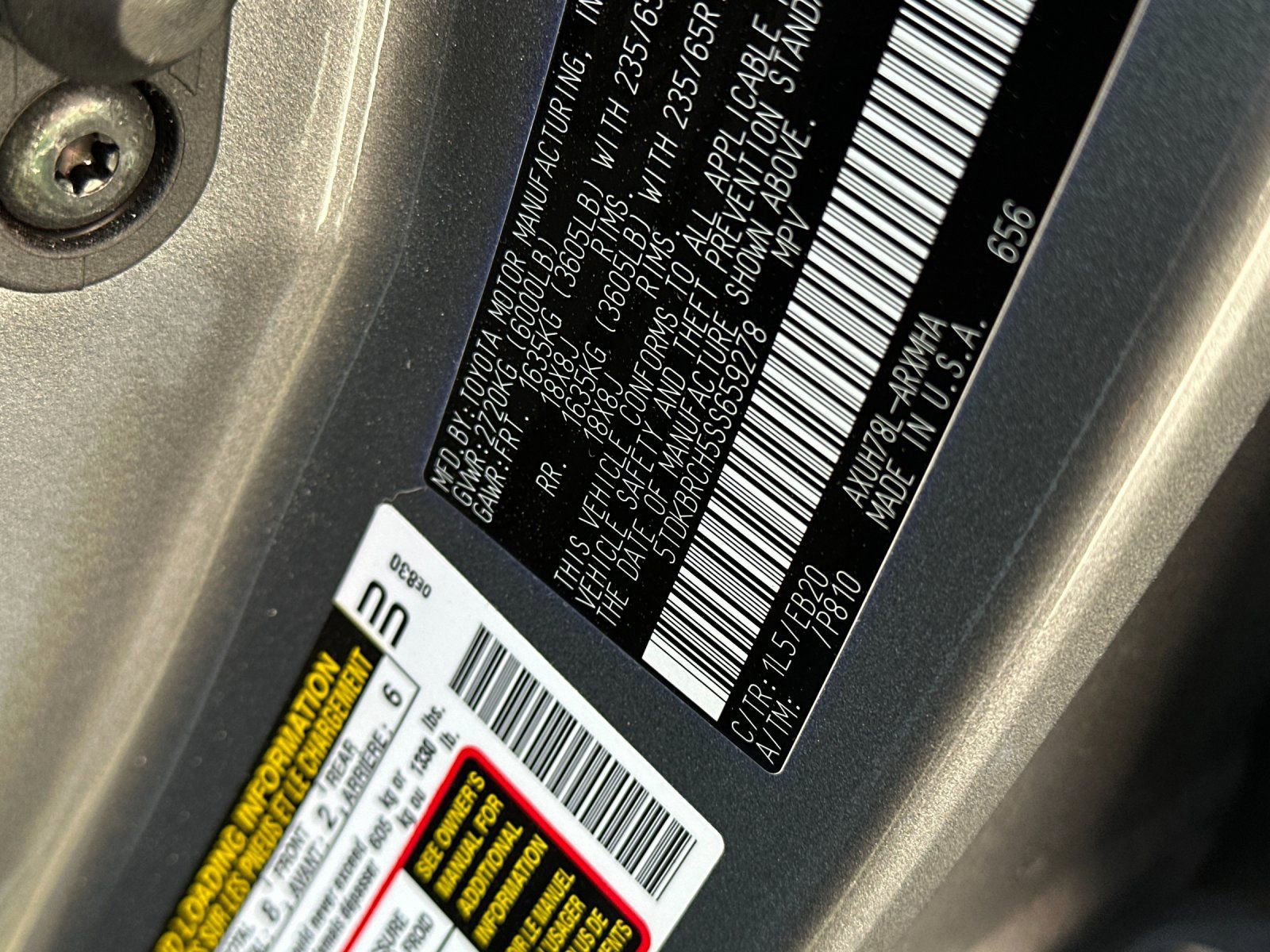 Used 2025 Toyota Highlander XLE AWD/4WD image 28