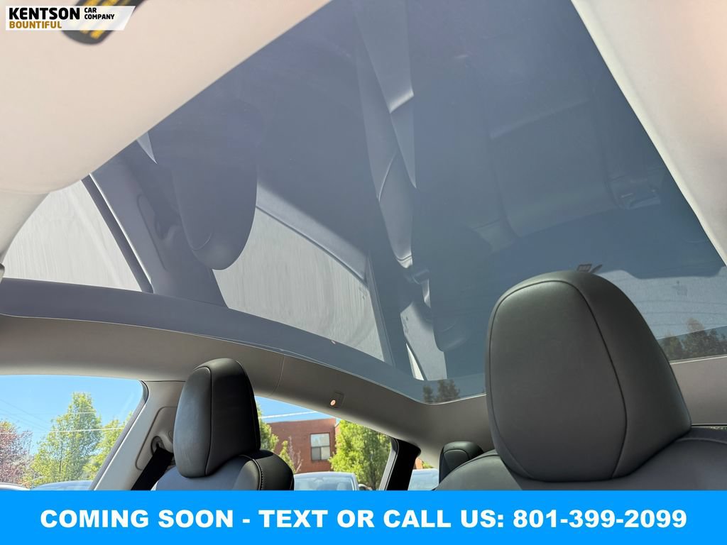 Used 2024 Tesla Model Y Performance AWD/4WD image 24