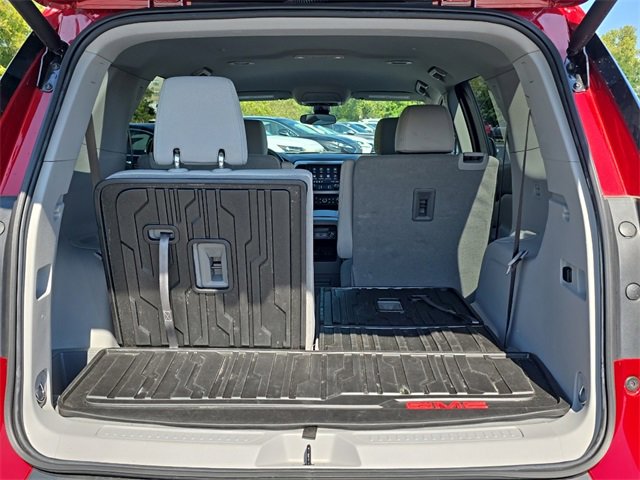 Used 2023 GMC Acadia SLE w/ Driver Convenience Package image 30