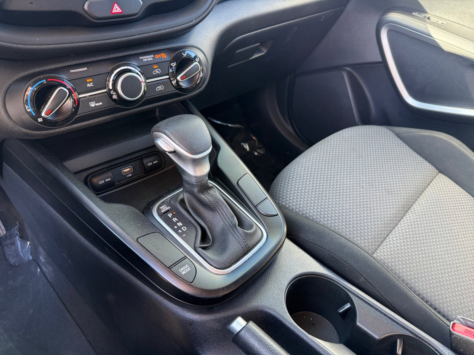 Used 2024 Kia Soul LX w/ Option Group 015 image 13