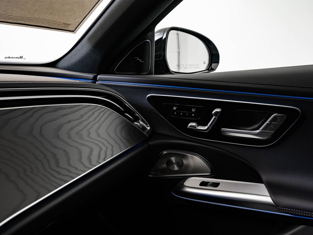 New 2026 Mercedes-Benz E 350 4MATIC Sedan image 40