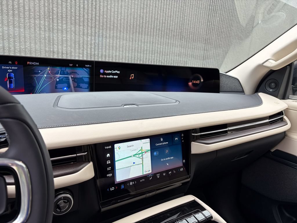 New 2027 Lincoln Navigator Reserve AWD/4WD image 40