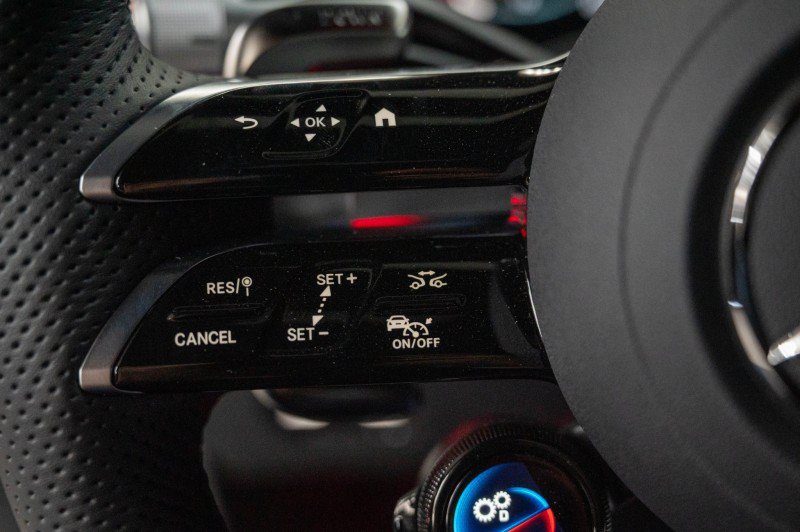 New 2026 Mercedes-Benz SL 63 AMG 4MATIC image 21