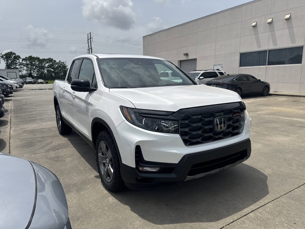 New 2025 Honda Ridgeline TrailSport image 3