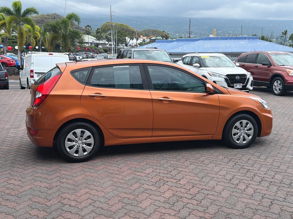 Used 2017 Hyundai Accent SE FWD image 5