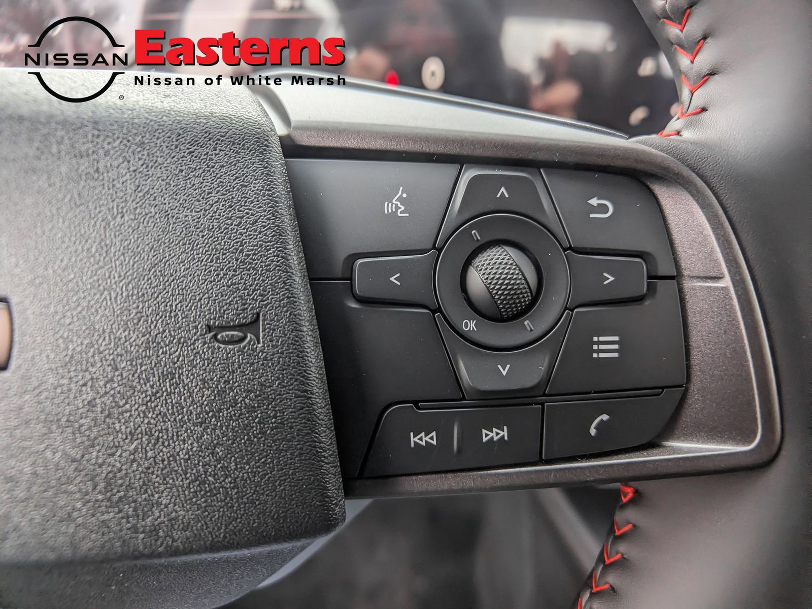 New 2026 Nissan Sentra SR w/ Floor Mat Package FWD image 16