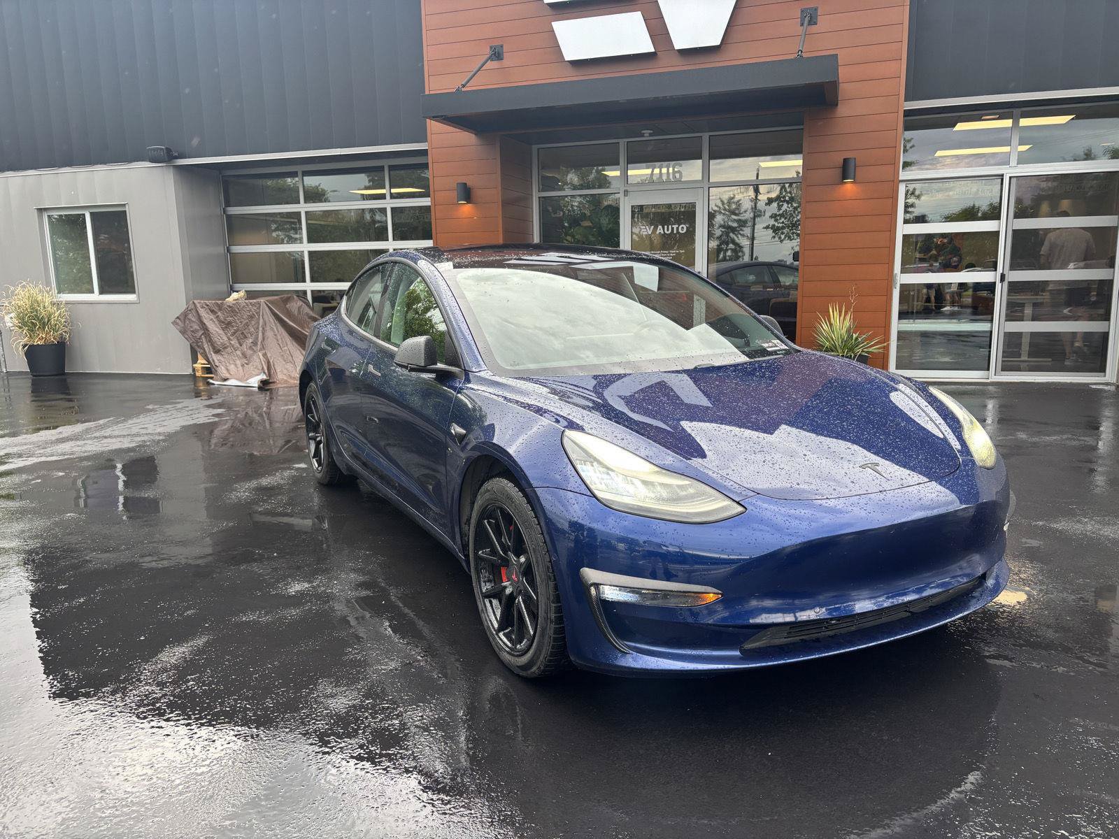 Used 2019 Tesla Model 3 Standard Range Plus RWD image 3