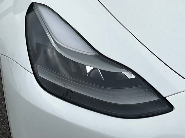 Used 2022 Tesla Model Y Performance AWD/4WD image 29