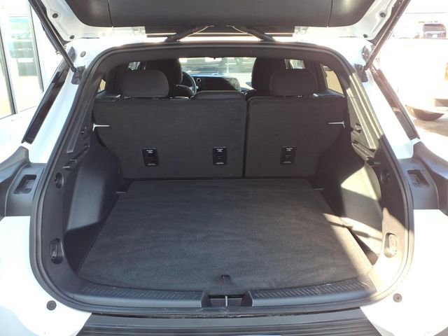 Used 2026 Chevrolet Equinox EV LT image 18