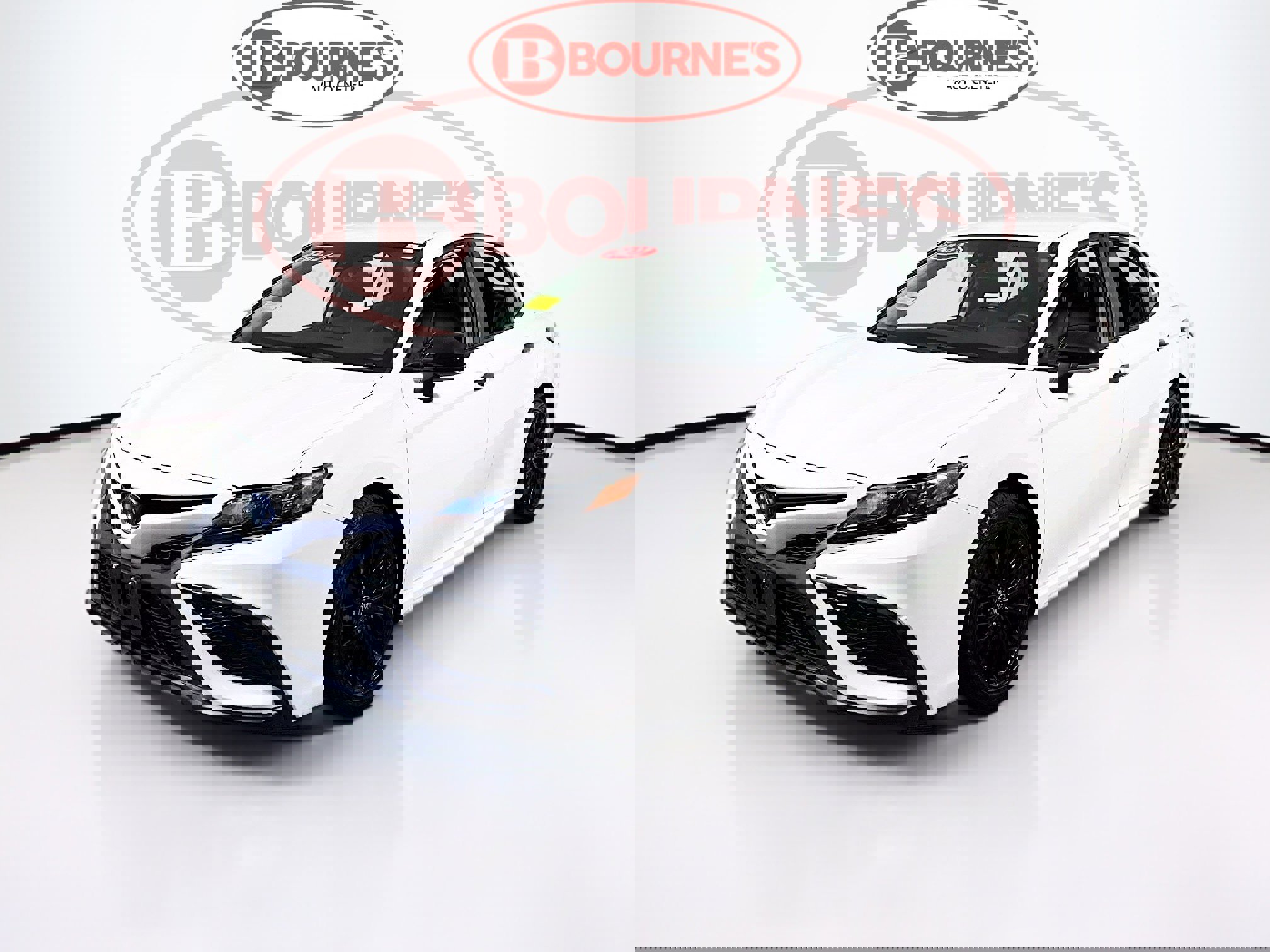 Used 2022 Toyota Camry SE image 4