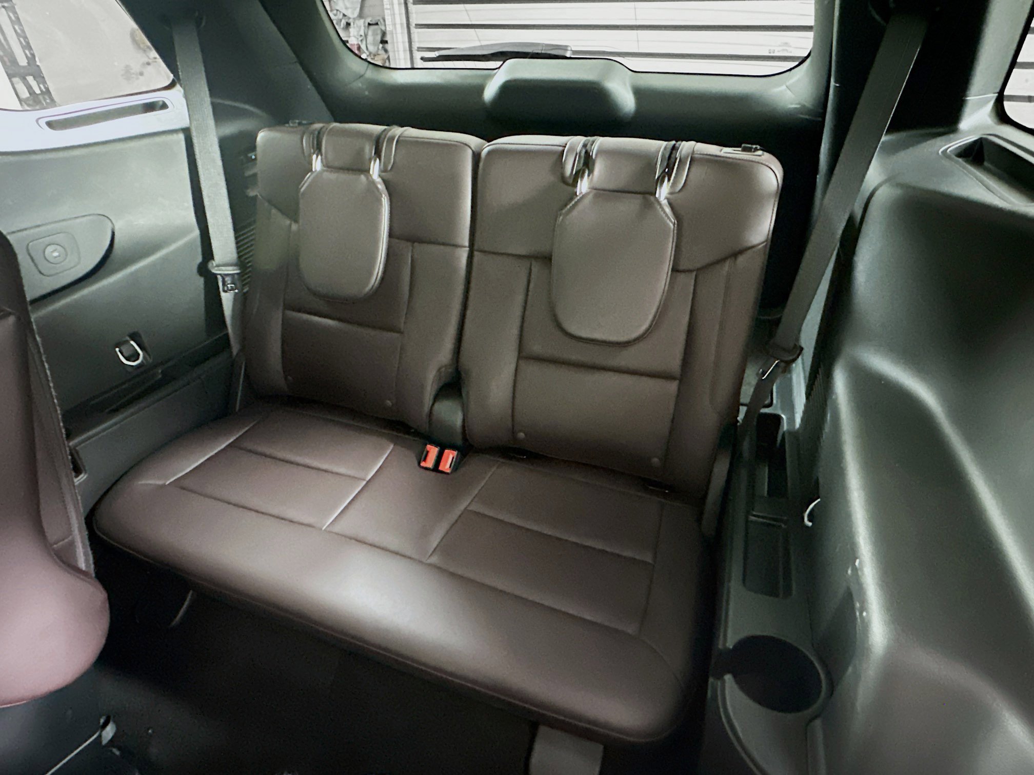 Used 2025 Ford Explorer Platinum w/ LUX Leather Package image 28