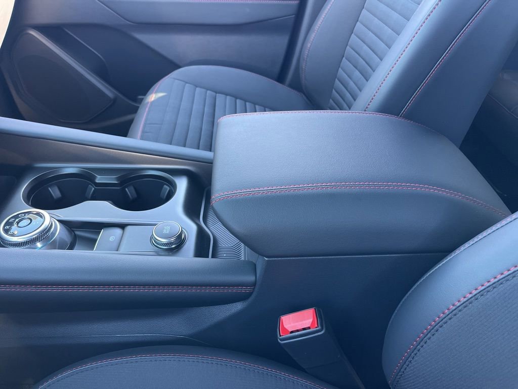 New 2026 Ford Explorer ST-Line w/ ST-Line Street Pack image 12