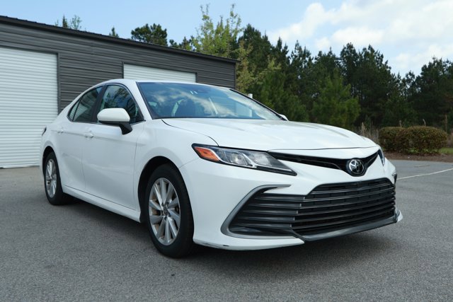 Used 2024 Toyota Camry LE FWD image 3