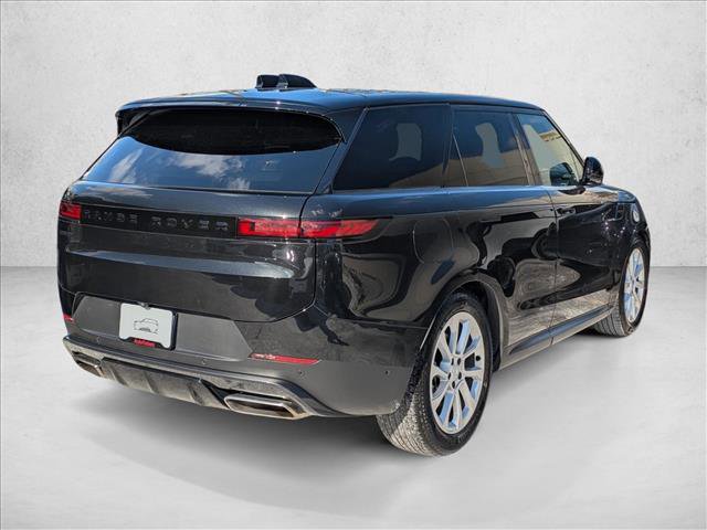 Used 2025 Land Rover Range Rover Sport SE image 5