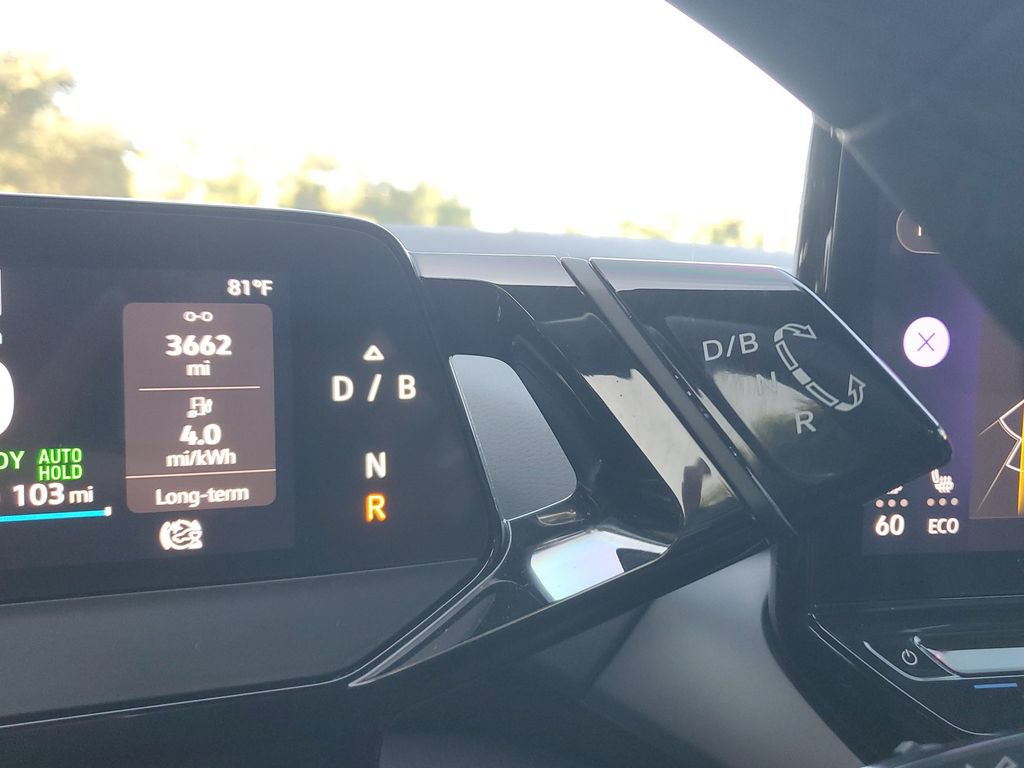 Certified 2023 Volkswagen ID.4 Pro RWD image 29