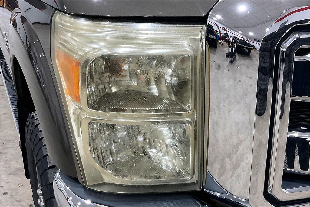 Used 2015 Ford F350 XLT w/ XLT Premium Package image 29