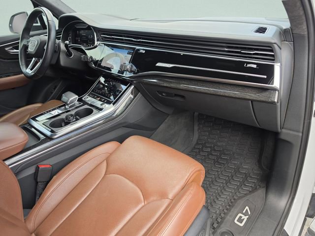 Used 2021 Audi Q7 3.0T Prestige w/ Prestige Package AWD/4WD image 17