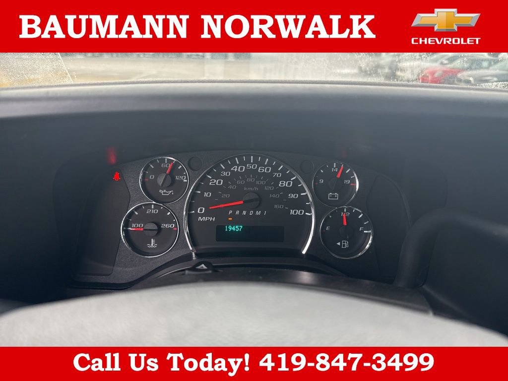 Used 2024 Chevrolet Express 3500 LT w/ LT Preferred Equipment Group image 4