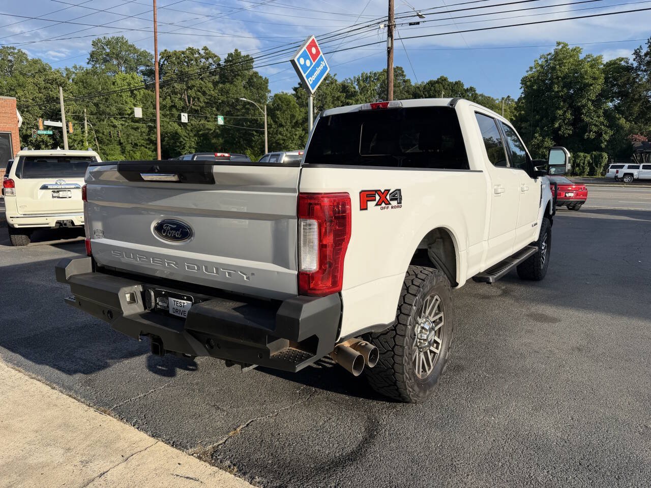 Used 2017 Ford F250 Lariat w/ Lariat Value Package AWD/4WD image 4